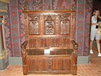 Blois, Chateau, Mobilier, Banc-coffre (2)